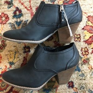 Dr Scholl’s True Comfort Leather Heeled Booties